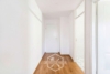 Freundliche 1,5-Zimmer-Wohnung mit TG-Stellplatz und Balkon - Flur